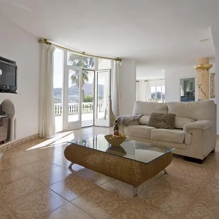 Villa Cora *